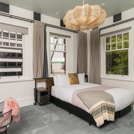 Clarence Boutique Hotel Tauranga Extérieur photo
